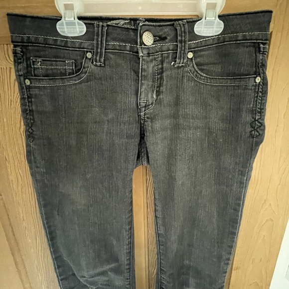 Tokyo Jeans - Picture 2 of 8